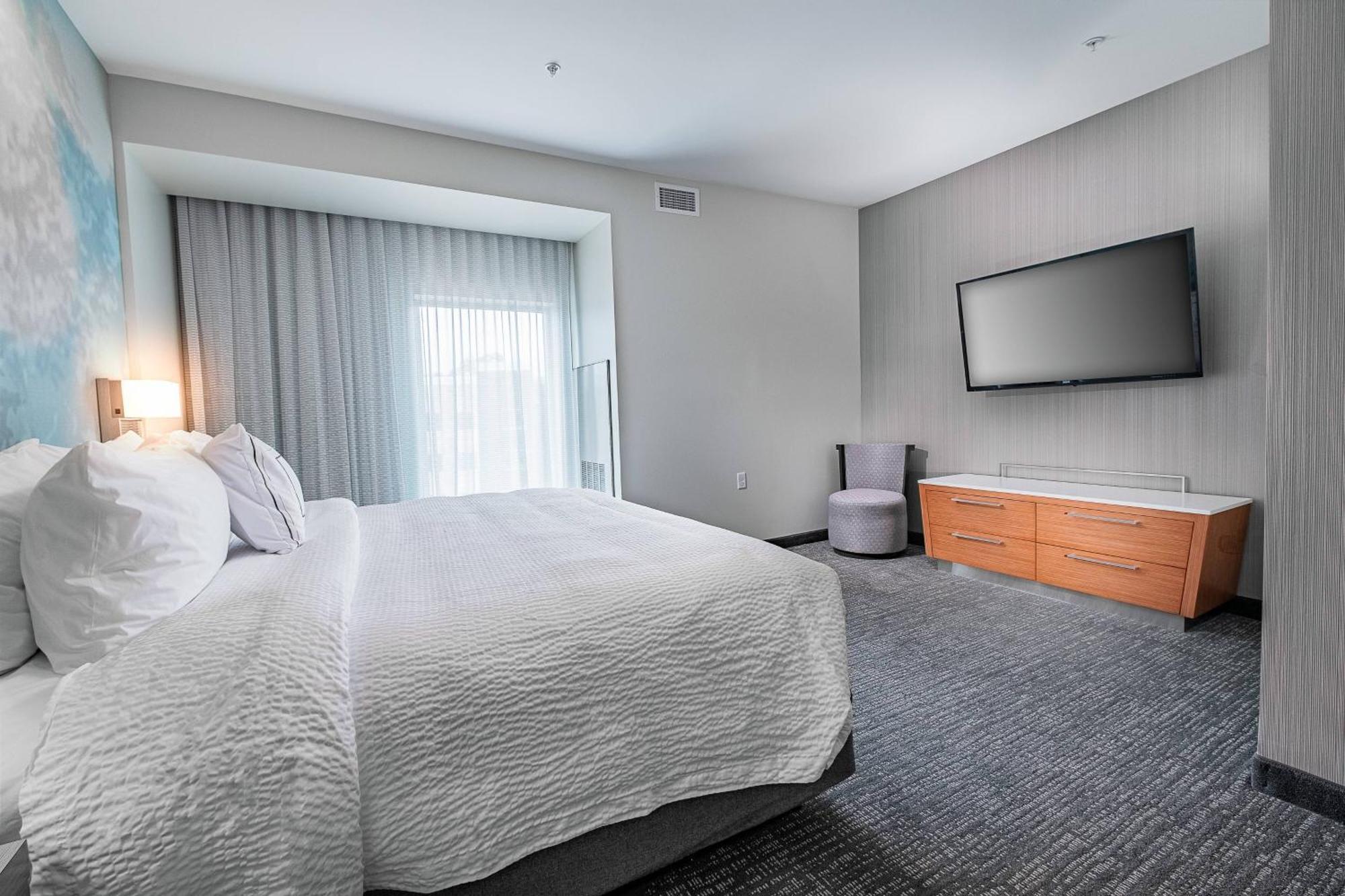 Courtyard By Marriott Toledo West Hotel Exterior foto