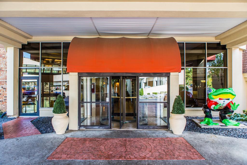 Courtyard By Marriott Toledo West Hotel Exterior foto