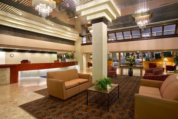Courtyard By Marriott Toledo West Hotel Interior foto
